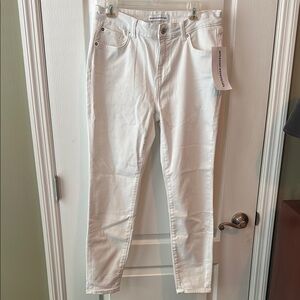 Amazon Essentials White Skinny Jeans Minimalist Style MSRP $24
